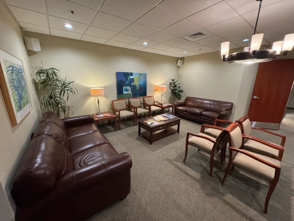 Comfortable patient waiting area at Worcester Cosmetic and Restorative Dentistry in Worcester, MA | Dentist in Worcester, MA